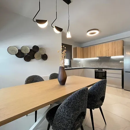 Urban Oasis In Ellinikon Apartment